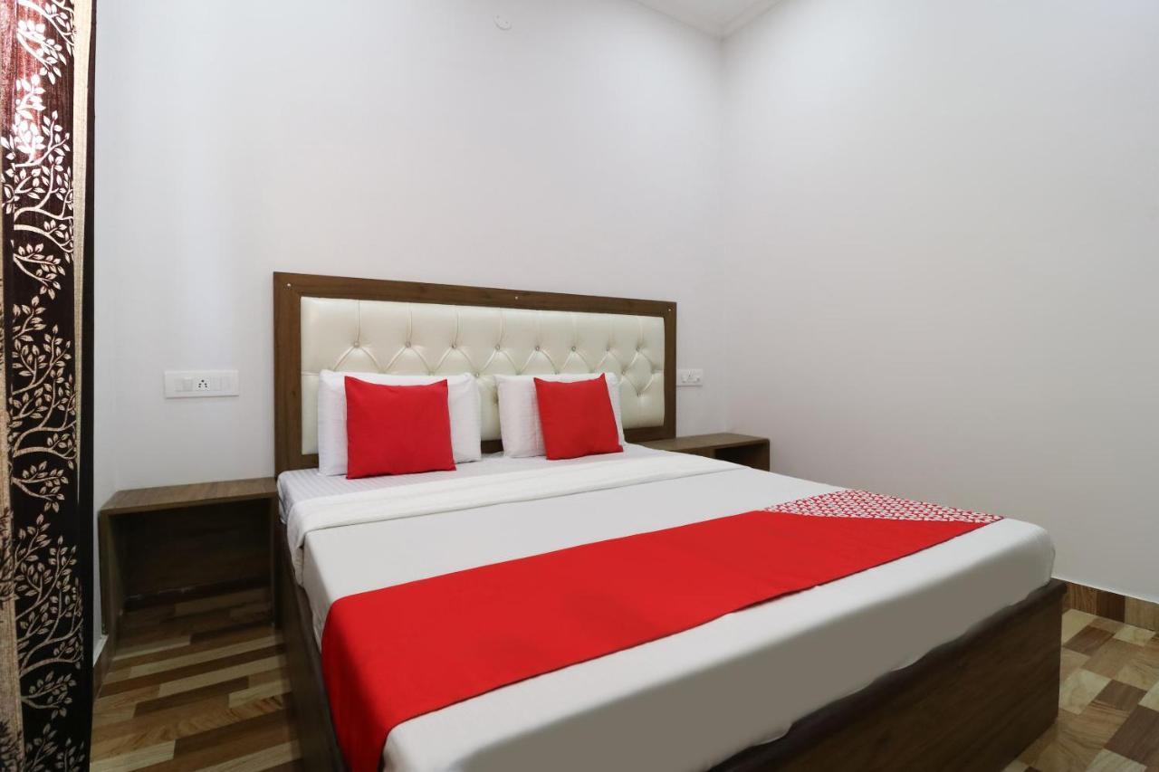 Oyo64004卡塔尔酒店 Zirakpur 外观 照片
